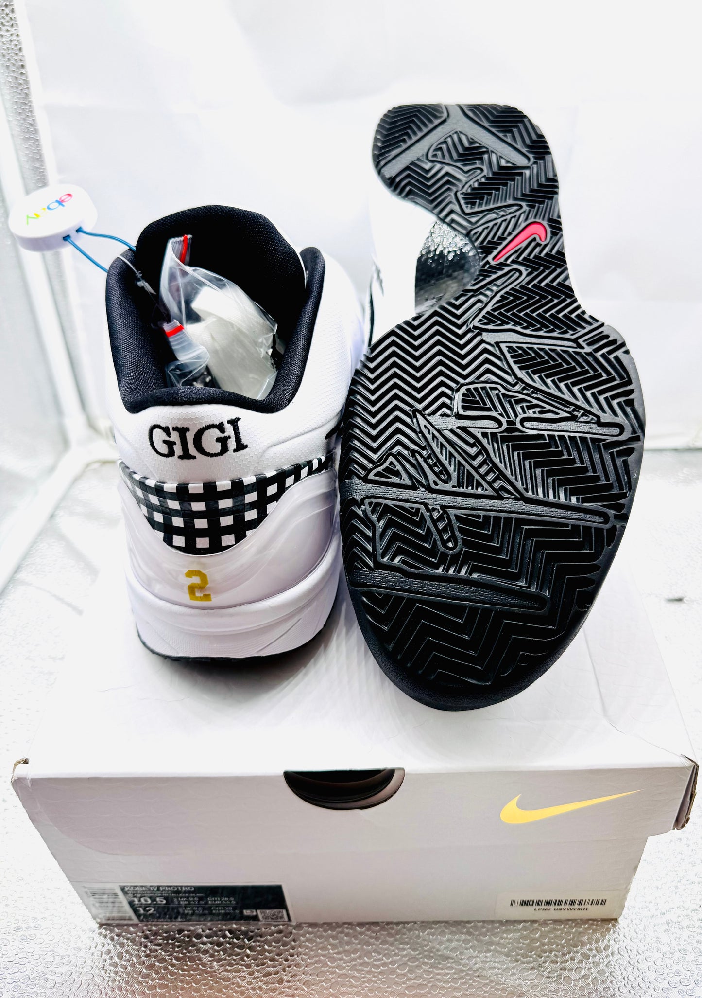 Kobe IV Protro “Mambacita”