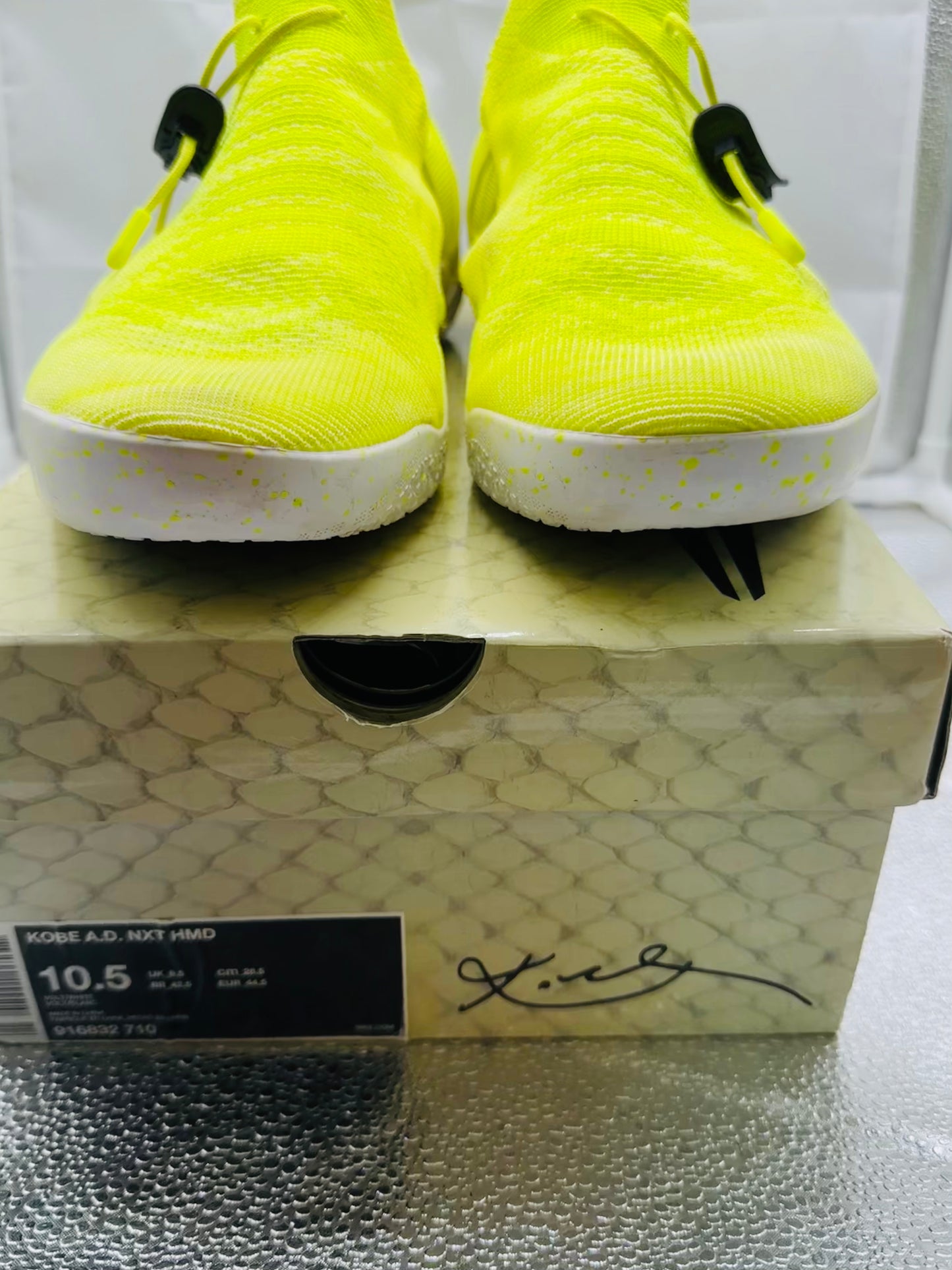 Kobe A.D. NXT HMD Volt *** Rare