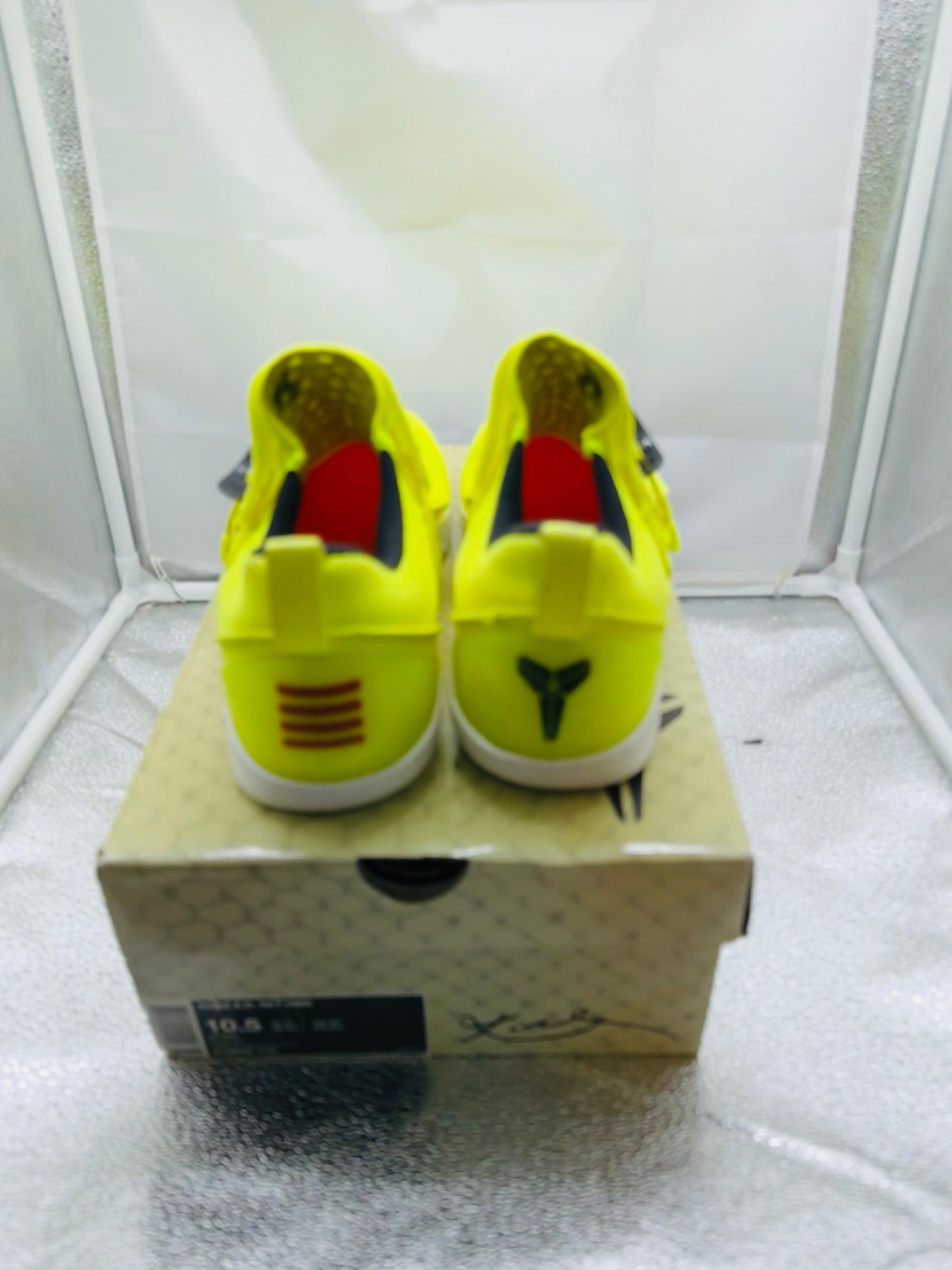 Kobe A.D. NXT HMD Volt *** Rare