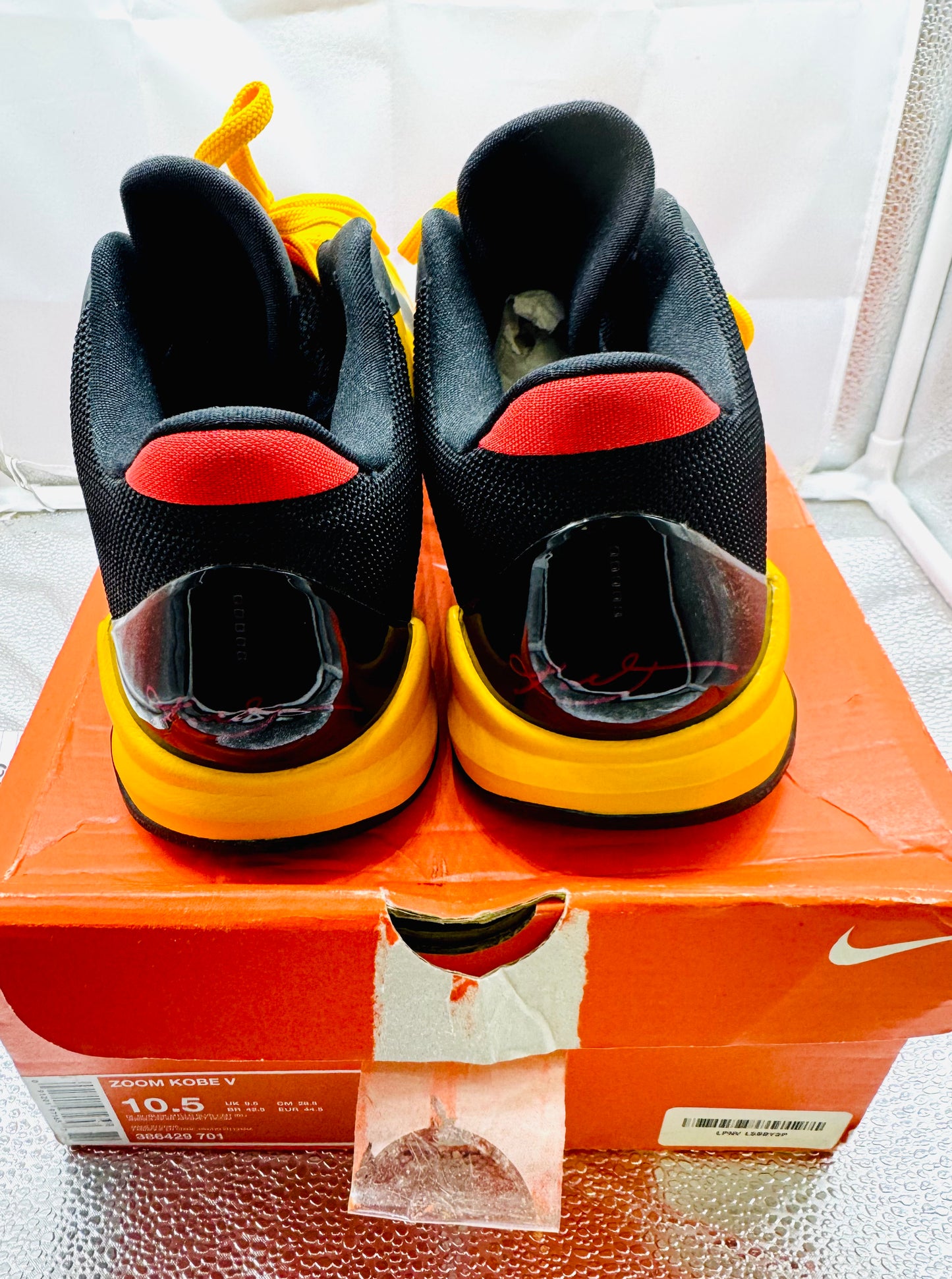 Kobe V “Bruce Lee” 2010 Deadstock Release