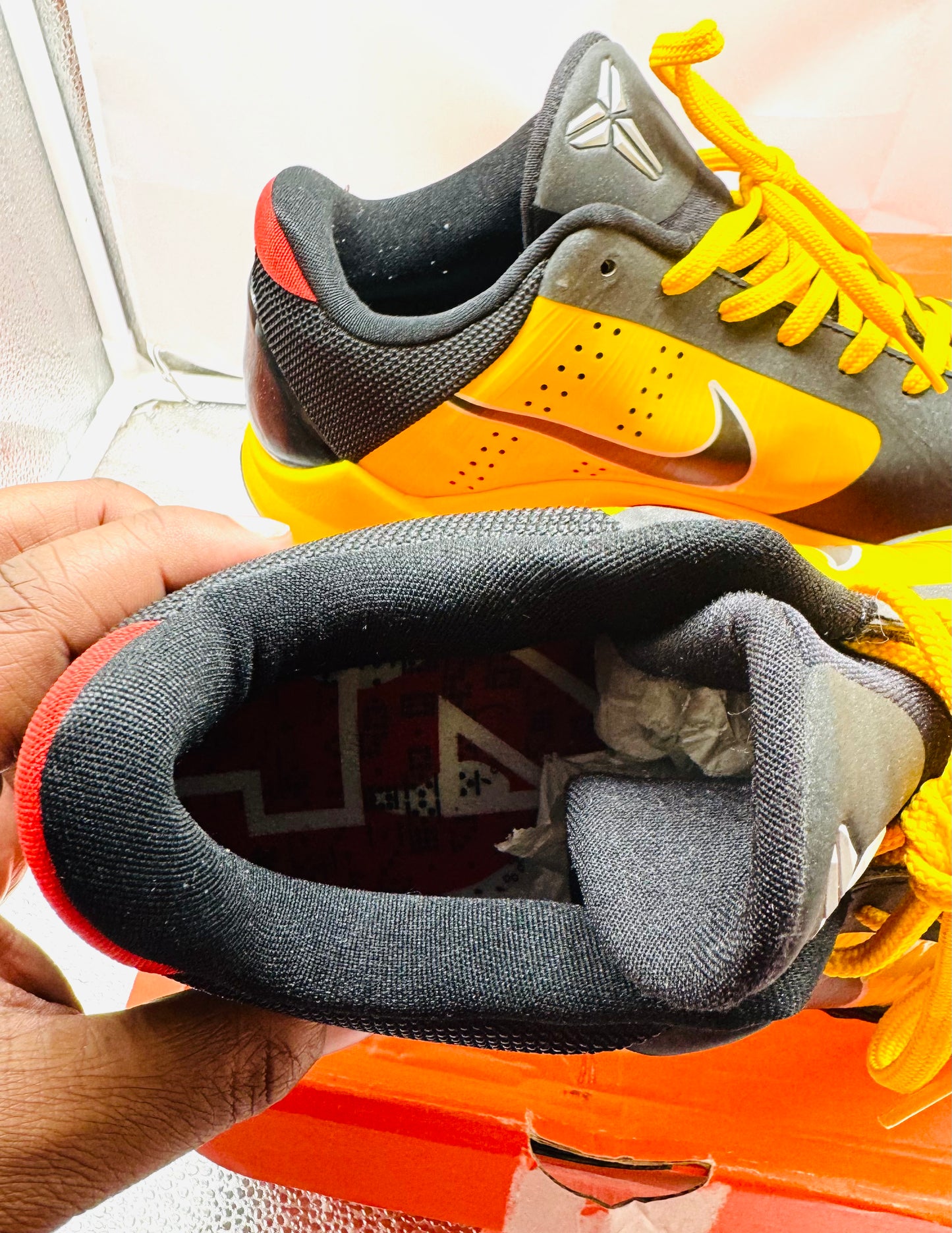 Kobe V “Bruce Lee” 2010 Deadstock Release