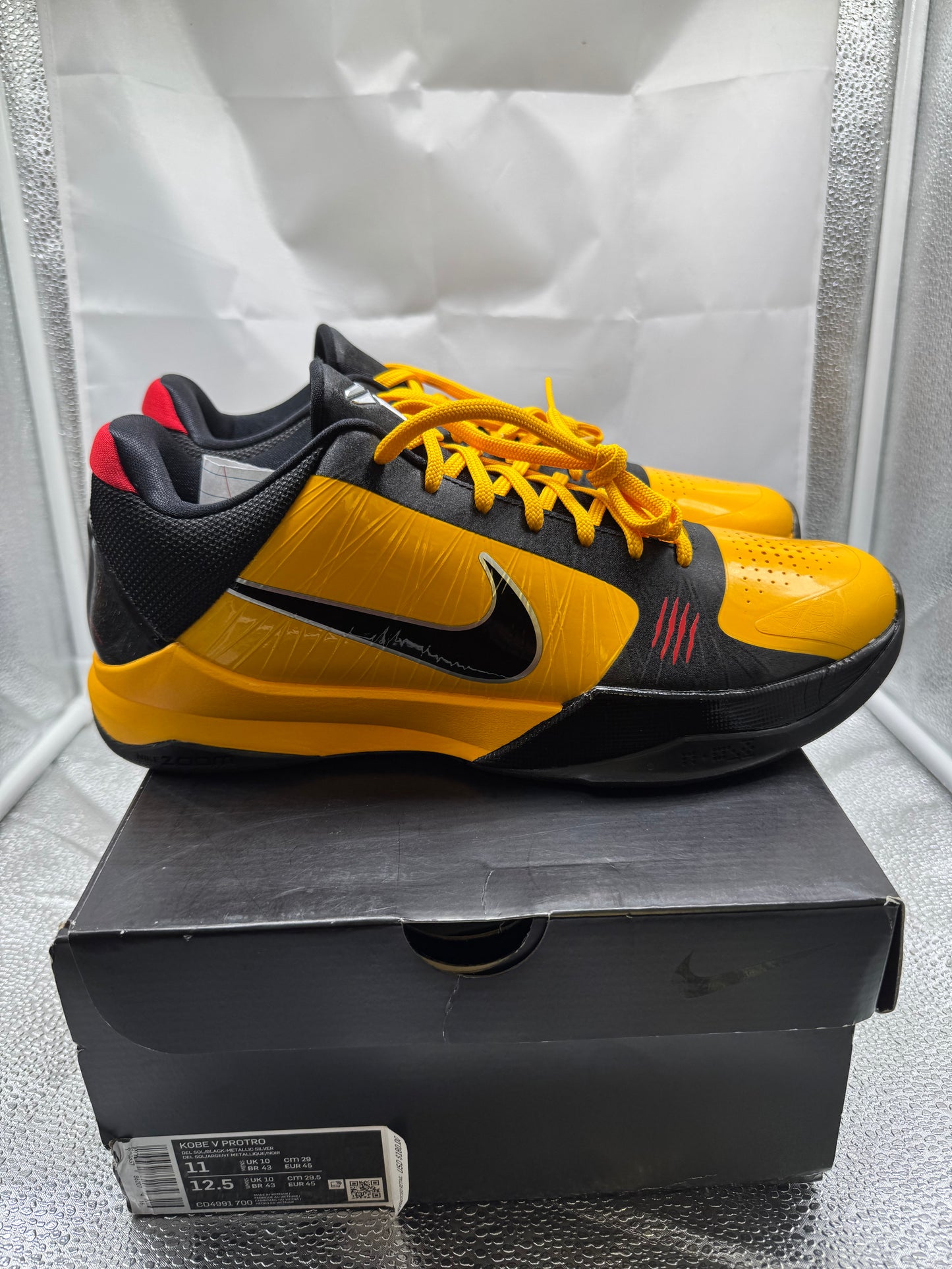 Nike Kobe V Protro “ Bruce Lee “