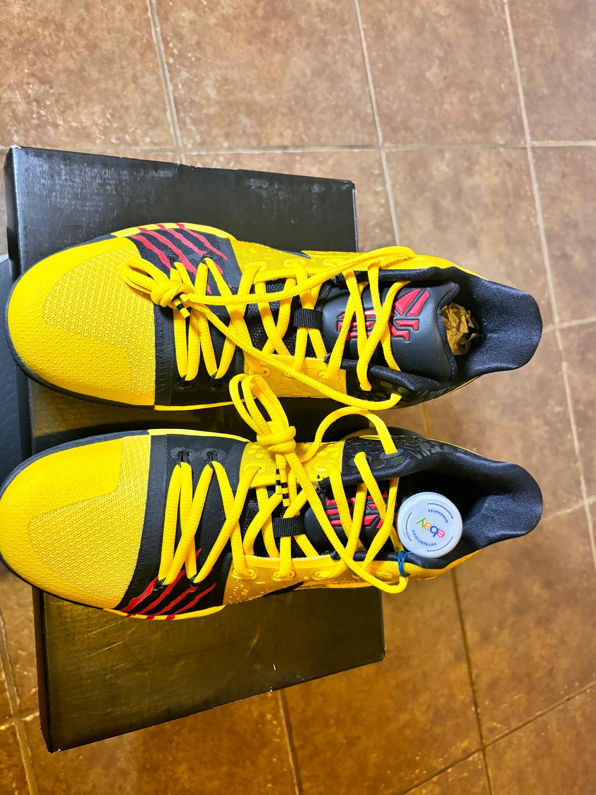 Kyrie 3 "Mamba Mentality Bruce Lee "