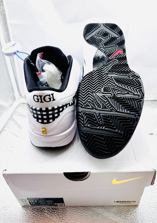 Kobe IV Protro “Mambacita”